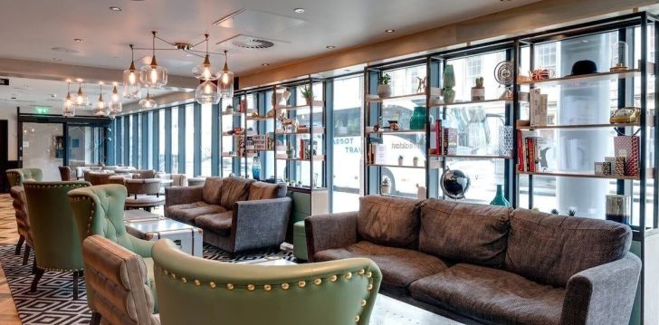 HUB BY PREMIER INN EDINBURGH HAYMARKET - klientų vertinamas, kaip geras kainos ir kokybės santykis. 