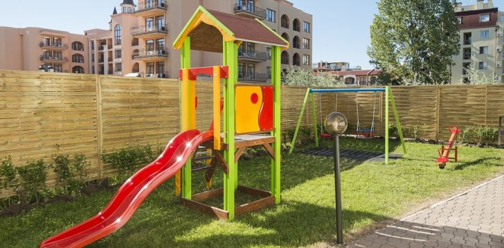 HOTEL CALYPSO SUNNY BEACH - klientų vertinamas, kaip geras kainos ir kokybės santykis.
