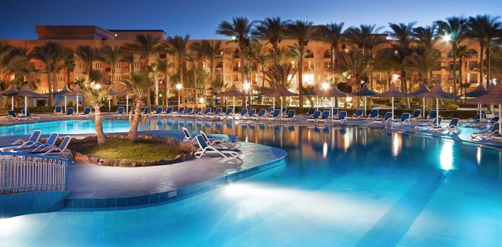 apsistokite GIFTUN AZUR RESORT viešbutyje už gerą kainą. 