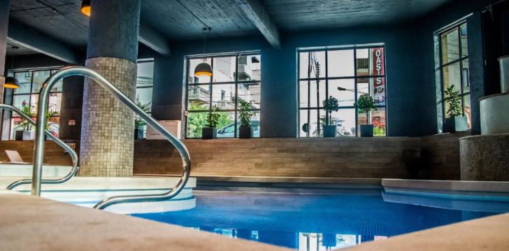 apsistokite PEBBLES RESORT viešbutyje už gerą kainą. 