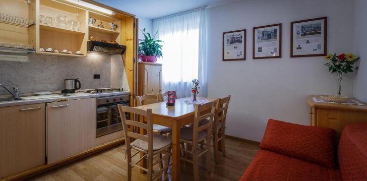 Viešbutis LA LOCANDA HOTEL & RESIDENCE įsikūręs Italija.