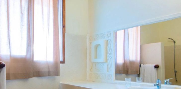 Viešbutis JUMBO RESORT WATAMU įsikūręs Kenija.