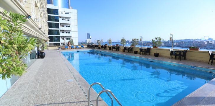 atostogos JAE – apsistokite viešbutyje CARLTON TOWER HOTEL DUBAI