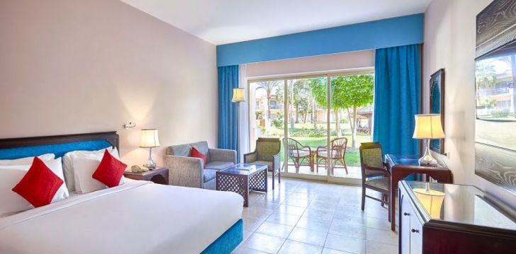 apgyvendinimas 5* PARROTEL BEACH RESORT