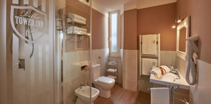 Viešbutis VILLA TOWER INN įsikūręs Italija.