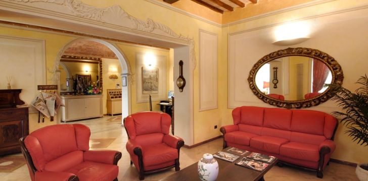 atostogos Italija – apsistokite viešbutyje HOTEL BOLOGNA