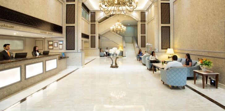 apsistokite CARLTON TOWER HOTEL DUBAI viešbutyje už gerą kainą.