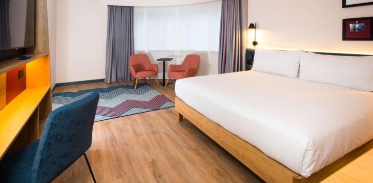 Viešbutis HAMPTON BY HILTON LONDON PARK ROYAL įsikūręs Anglija.