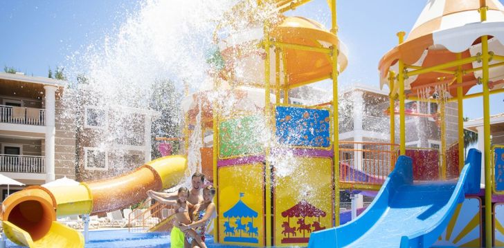 rinkitės viešbutį QUATTRO FAMILY CLUB DEM HOTEL kelionei į Turkija