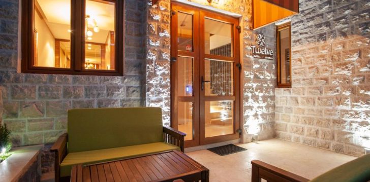 HOTEL TWELVE - klientų vertinamas, kaip geras kainos ir kokybės santykis.