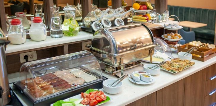 Atostogos Juodkalnija – apsistokite viešbutyje HOTEL TWELVE