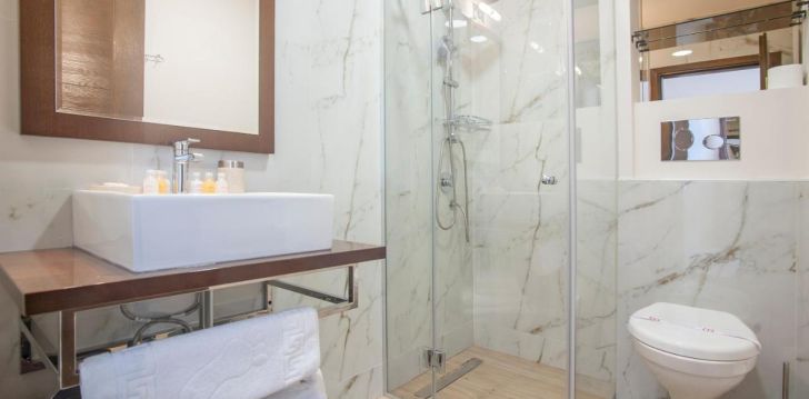 Nepraleisk progos pailsėti už gerą kainą - viešbutyje HOTEL TWELVE