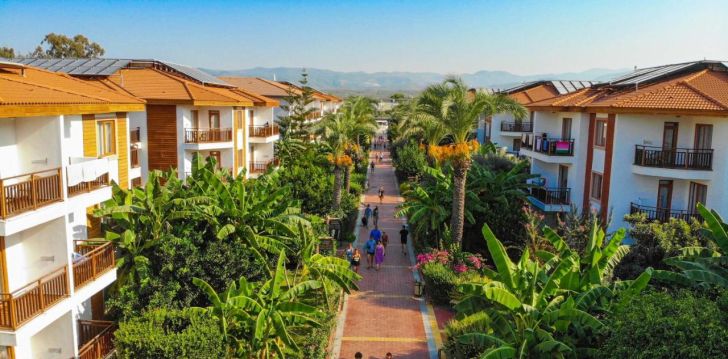apsistokite EFTALIA VILLAGE viešbutyje už gerą kainą.