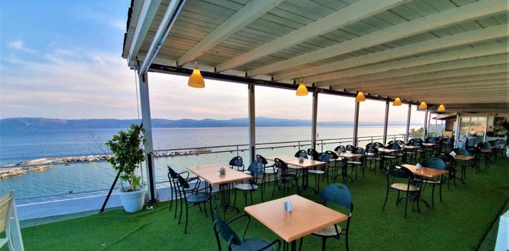 PORTO EVIA BOUTIQUE - klientų vertinamas, kaip geras kainos ir kokybės santykis.