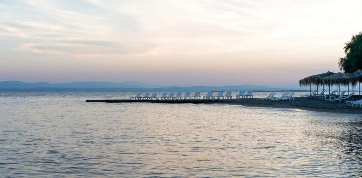 viešbutis STEFANIA BEACH RESORT įsikūręs Graikija.