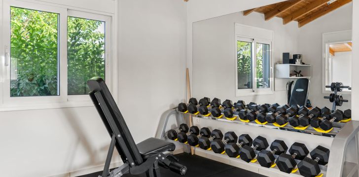 rinkitės viešbutį STEFANIA BEACH RESORT kelionei į Graikija