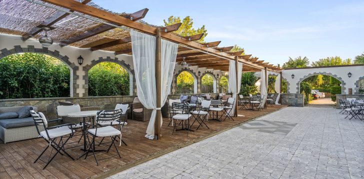 atostogos Graikija – apsistokite viešbutyje STEFANIA BEACH RESORT