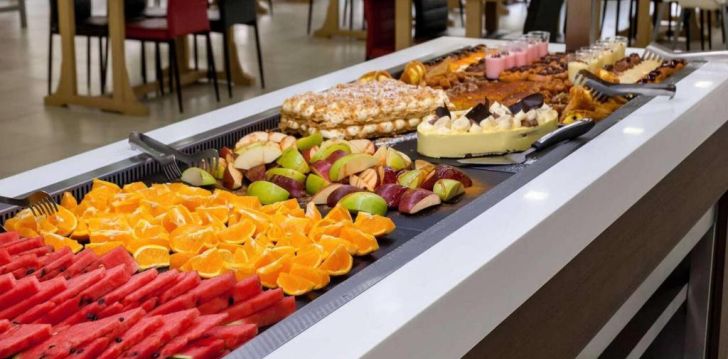 Tavęs laukia poilsis Graikija įsikūrusiame EVIA RIVIERA RESORT