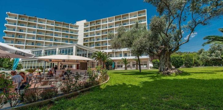 Apgyvendinimas 4* EVIA RIVIERA RESORT