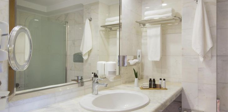 planuoji kelionę į Graikija? apsistokite 5 viešbutyje NEGROPONTE RESORT.