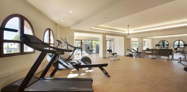 rinkitės viešbutį NEGROPONTE RESORT kelionei į Graikija