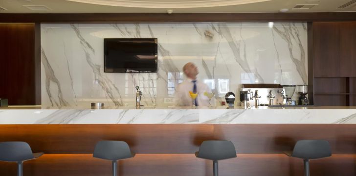 rinkitės viešbutį NEGROPONTE RESORT kelionei į Graikija