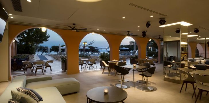 jaukus viešbutis NEGROPONTE RESORT, jūsų atostogoms