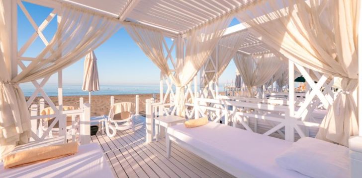 apsistokite BELEK BEACH RESORT viešbutyje už gerą kainą.