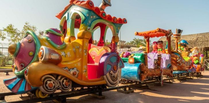 rinkitės viešbutį BELEK BEACH RESORT kelionei į Turkija