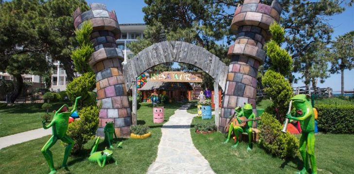 rinkitės viešbutį KILIKYA PALACE GOYNUK kelionei į Turkija