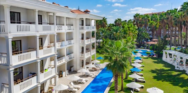apsistokite UTOPIA RESORT & RESIDENCE viešbutyje už gerą kainą.