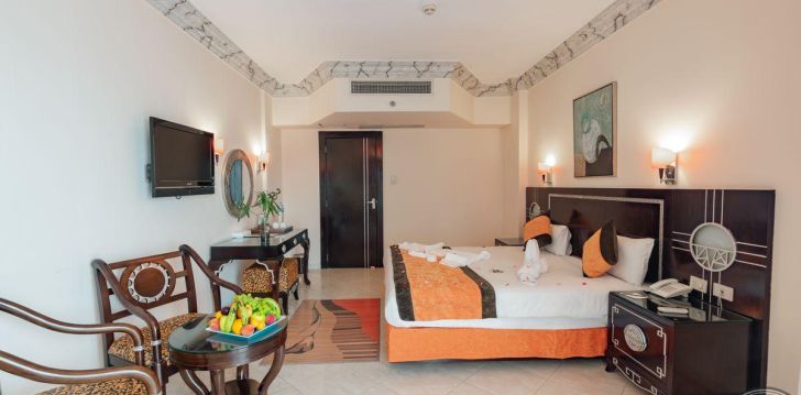 rinkitės viešbutį KING TUT AQUA PARK BEACH RESORT HURGHADA kelionei į Egiptas