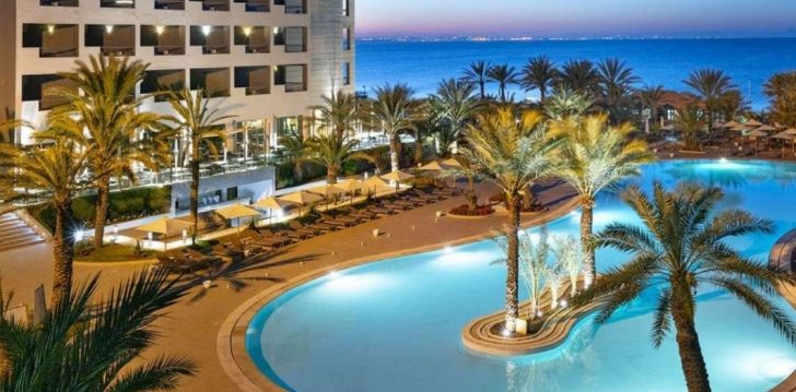apsistokite ROSA BEACH THALASSO viešbutyje už gerą kainą. 