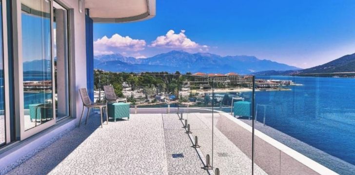 Apsistokite CARINE HOTEL KUMBOR viešbutyje už gerą kainą.