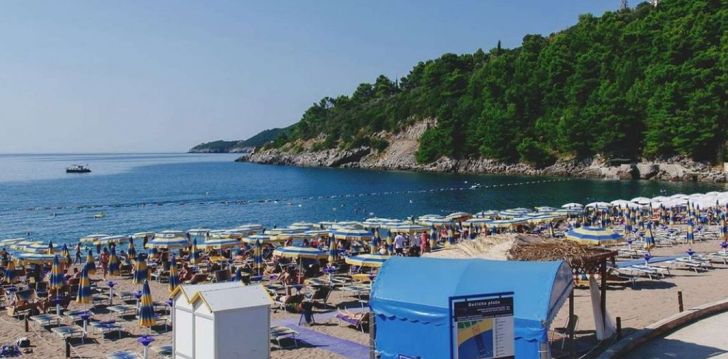 apsistokite MONTENEGRO BEACH RESORT viešbutyje už gerą kainą.