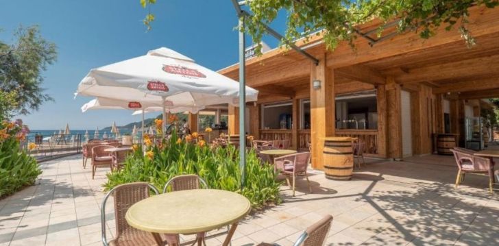 planuoji kelionę į Juodkalnija? apsistokite 4 viešbutyje MONTENEGRO BEACH RESORT. 