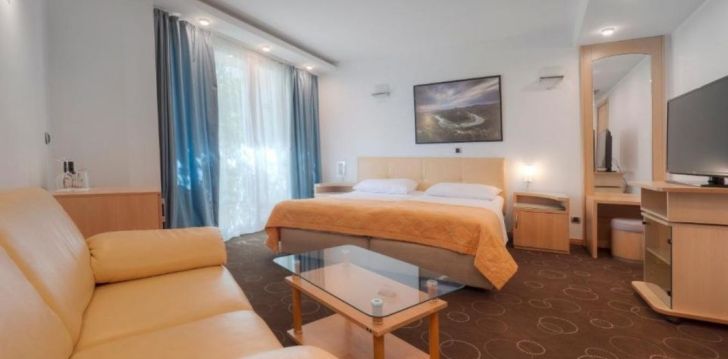 apsistokite MONTENEGRO BEACH RESORT viešbutyje už gerą kainą.