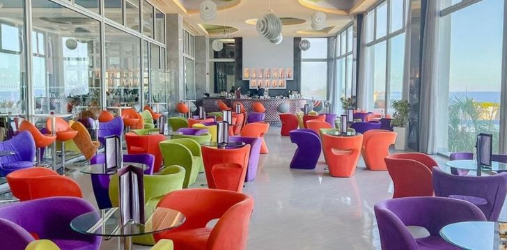ATRIUM PLATINUM LUXURY RESORT HOTEL & SPA - klientų vertinamas, kaip geras kainos ir kokybės santykis. 