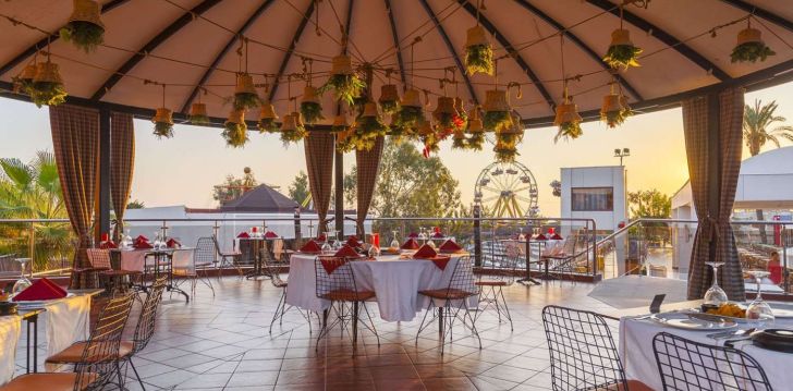 Planuoji kelionę į Turkija? apsistokite 5 viešbutyje CLUB HOTEL TURAN PRINCE WORLD. 
