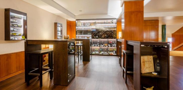 atostogos Portugalija – apsistokite viešbutyje HOTEL ROMA