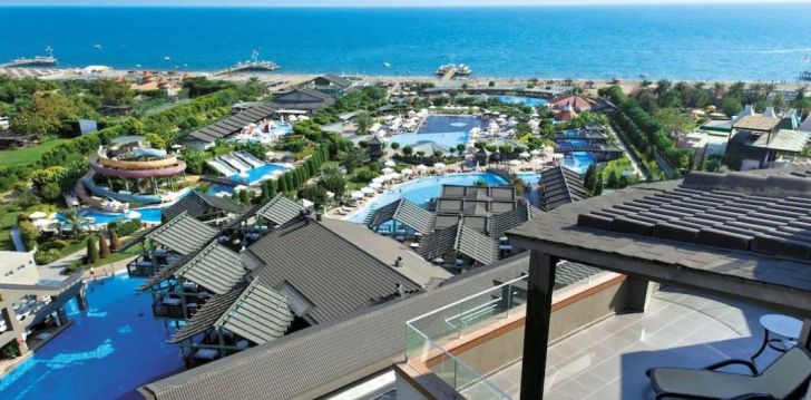 apsistokite LIMAK LARA DELUXE HOTEL & RESORT viešbutyje už gerą kainą.