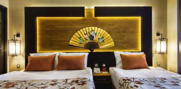 rinkitės viešbutį LIMAK LARA DELUXE HOTEL & RESORT kelionei į Turkija