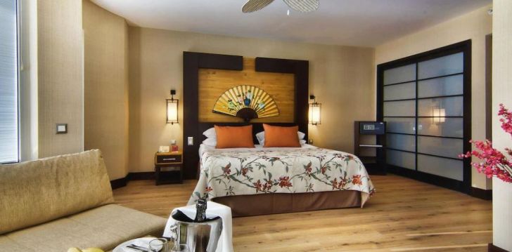 tavęs laukia poilsis Turkija įsikūrusiame LIMAK LARA DELUXE HOTEL & RESORT