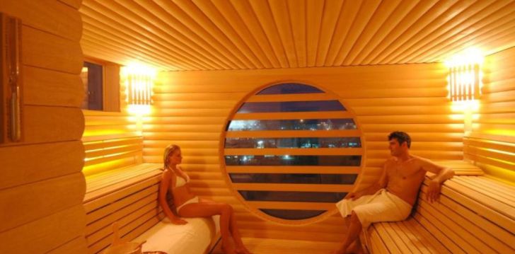 viešbutis LIMAK LARA DELUXE HOTEL & RESORT įsikūręs Turkija.