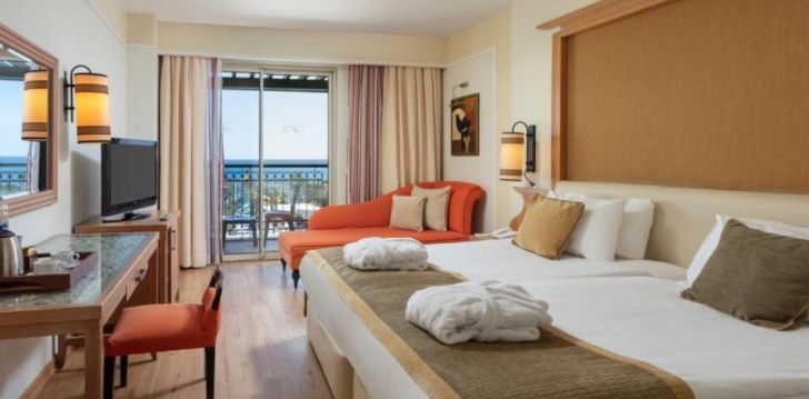 tavęs laukia poilsis Turkija įsikūrusiame DOBEDAN BEACH RESORT COMFORT (ex. Alva Donna Beach Resort Comfort)