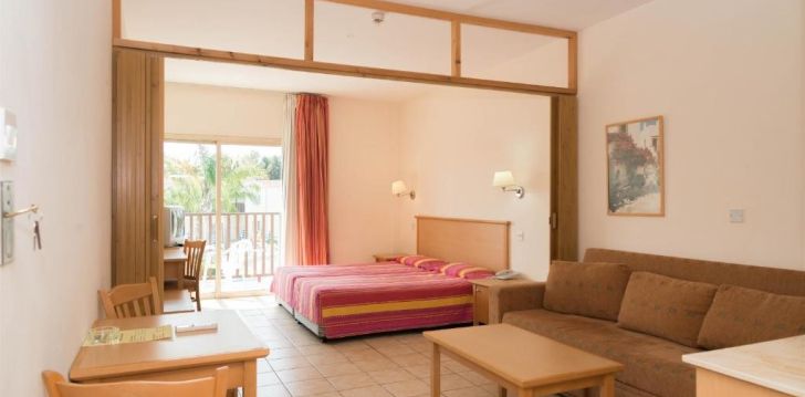 Planuoji kelionę į Kipras? apsistokite 4 viešbutyje TSOKKOS PARADISE VILLAGE. 