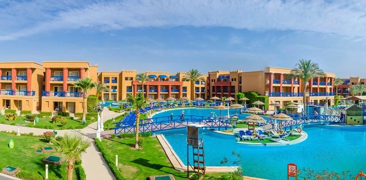 Ant Raudonosios jūros kranto įsikūręs EGIPTO 5* viešbutis TITANIC PALACE! 4