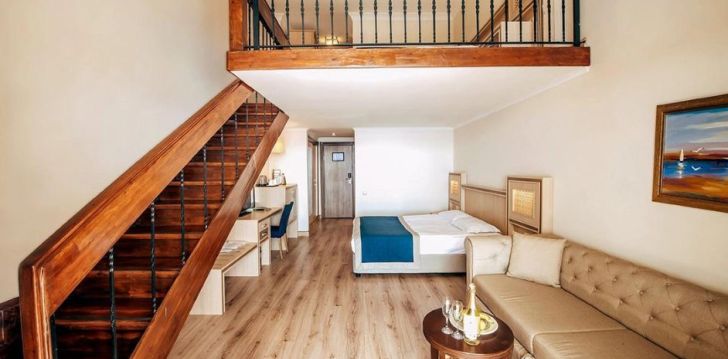 rinkitės viešbutį UTOPIA WORLD HOTEL kelionei į Turkija