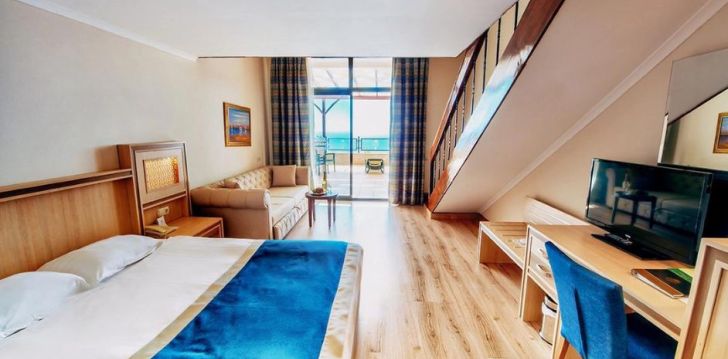 apgyvendinimas 5* UTOPIA WORLD HOTEL