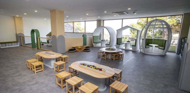 geras kainos ir kokybės santykis atostogoms - viešbutis UTOPIA WORLD HOTEL